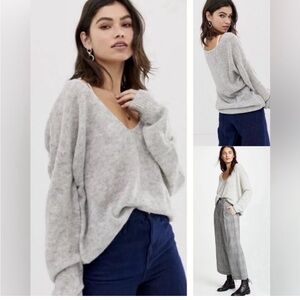 Free People Gossamer V-Neck Sweater M